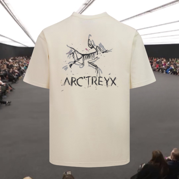 ブランドTシャツ背面デザイン